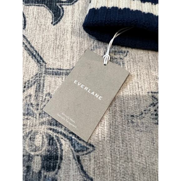 NWT Everlane Unisex Cashmere Wool Ribbed Multi-Stripe Beanie Green Navy OS main image 5